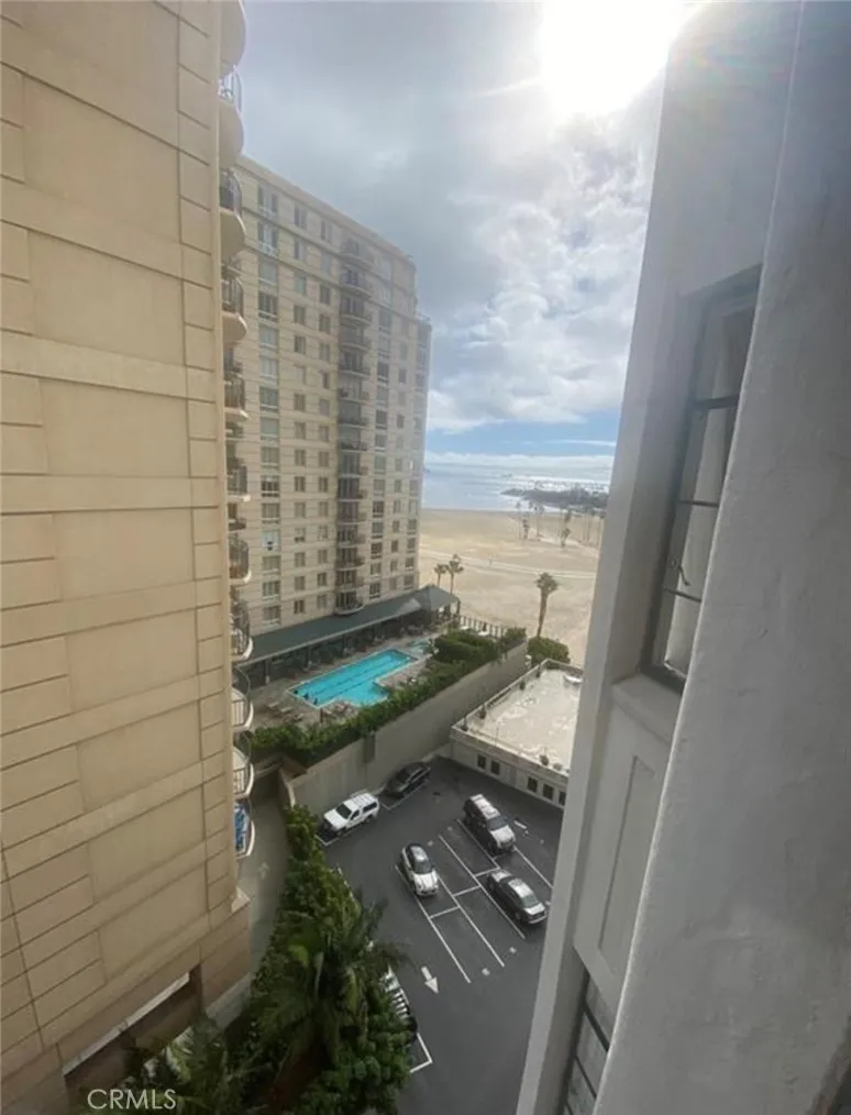800 E Ocean Boulevard Long Beach, CA 90802