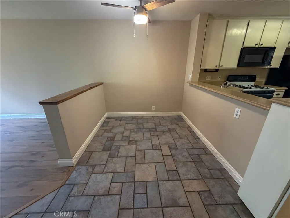 700 E Lake #67 Orange, CA 92866