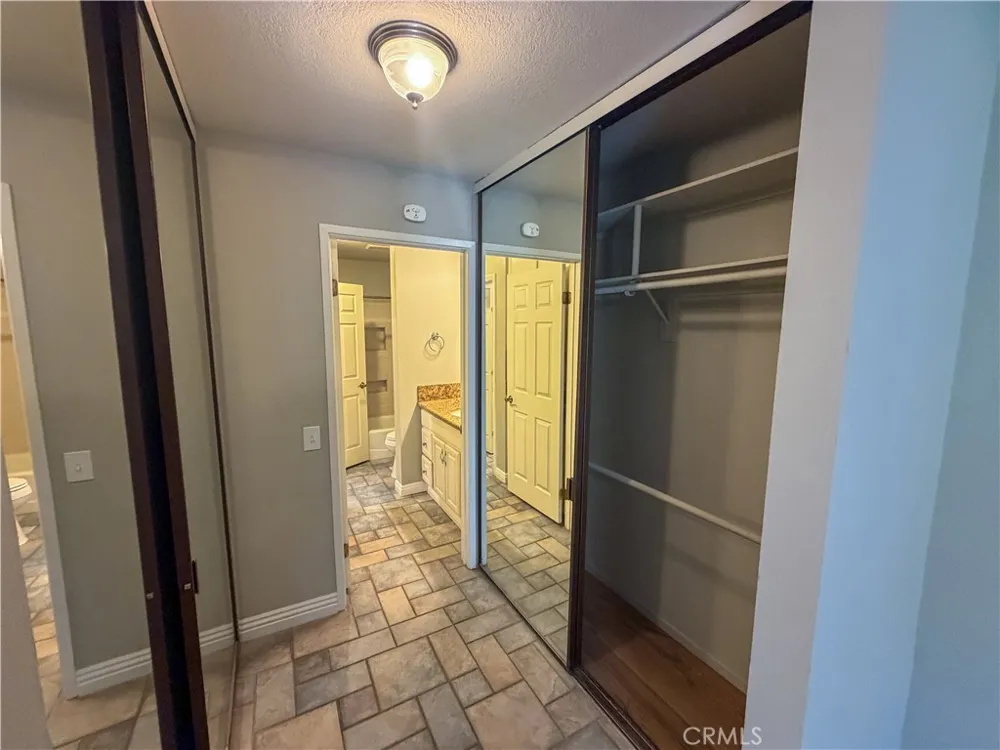700 E Lake #67 Orange, CA 92866