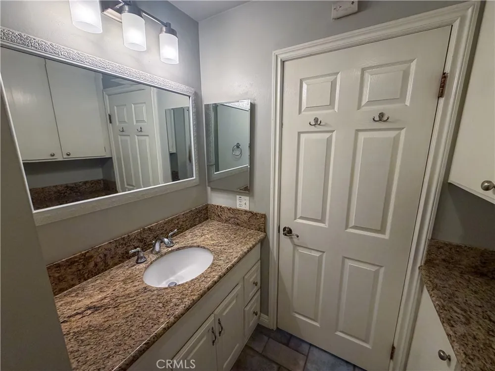 700 E Lake #67 Orange, CA 92866