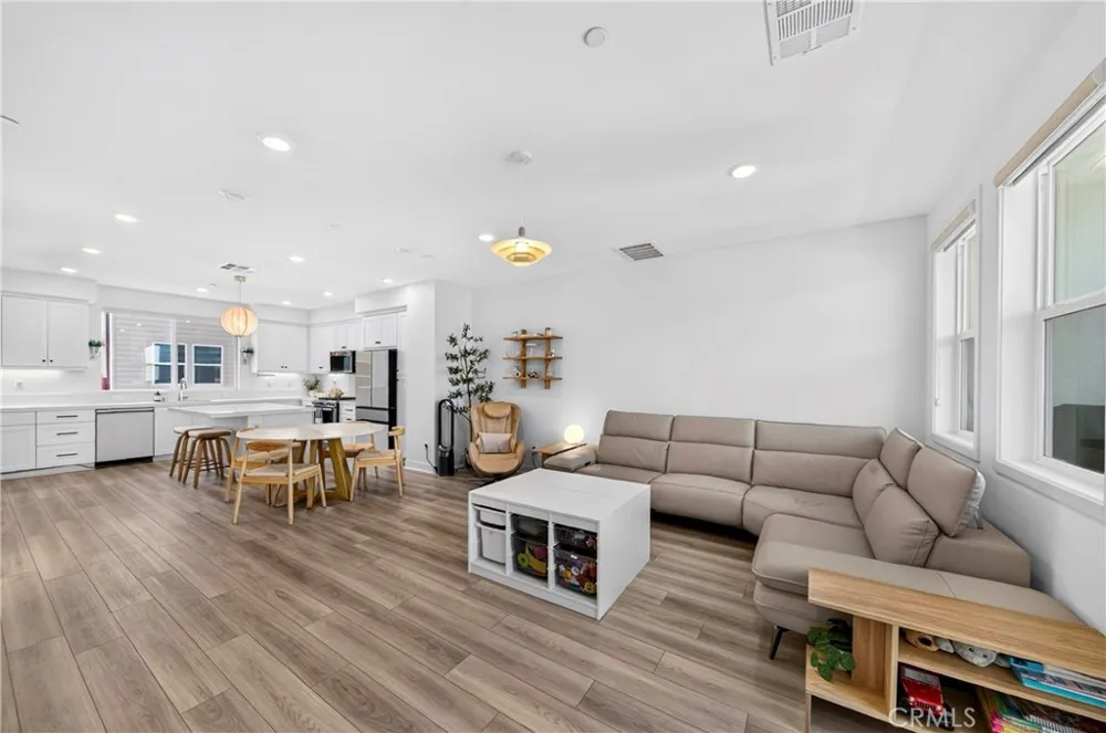 1649 W Lincoln Avenue #103 Anaheim, CA 92801