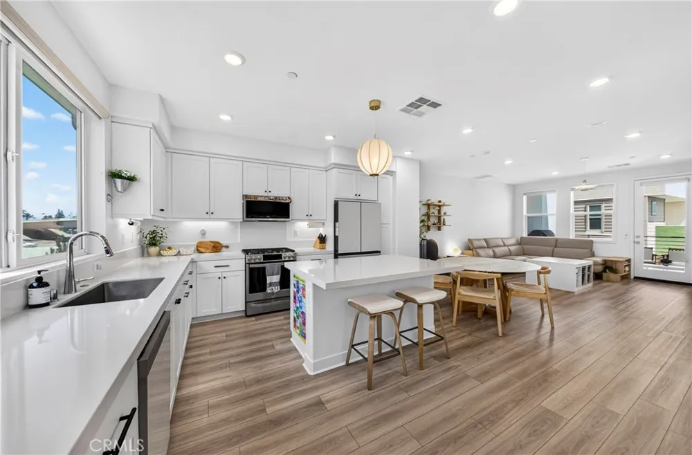 1649 W Lincoln Avenue #103 Anaheim, CA 92801