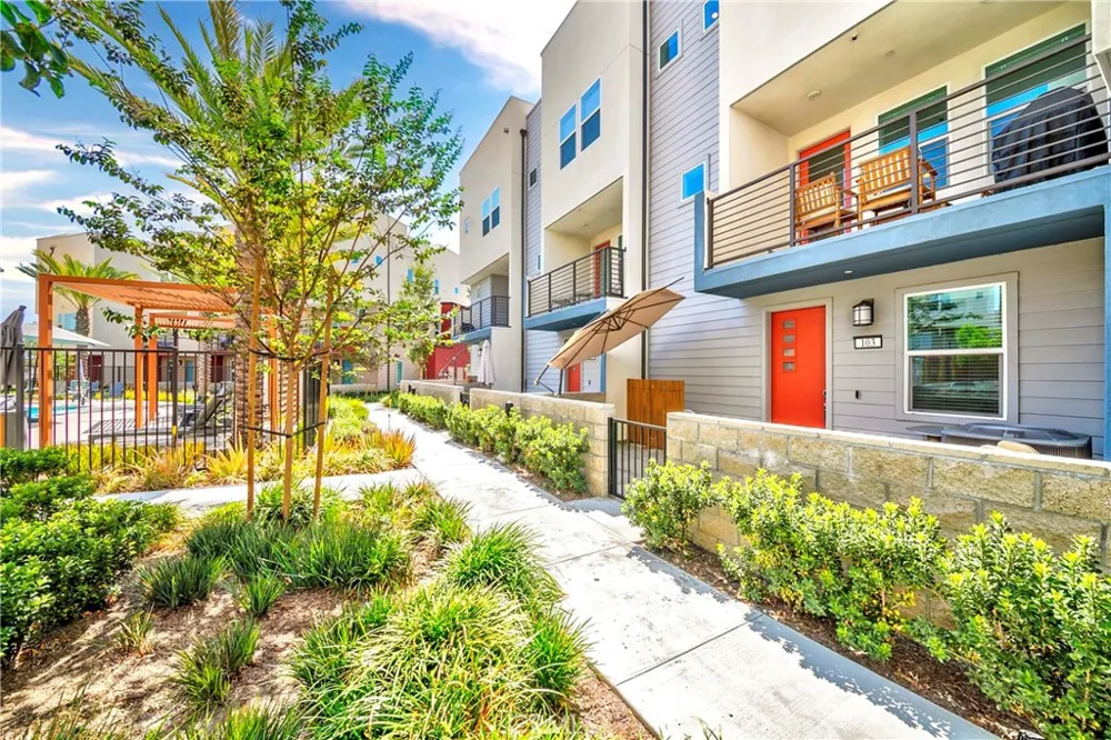 1649 W Lincoln Avenue #103 Anaheim, CA 92801