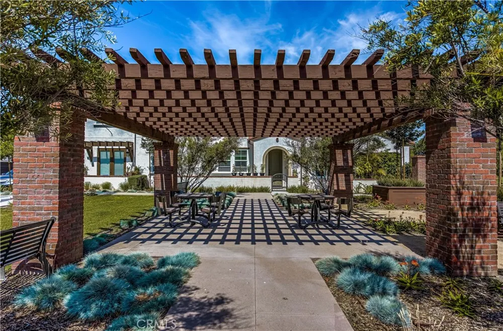 5304 Harvard Cypress, CA 90630