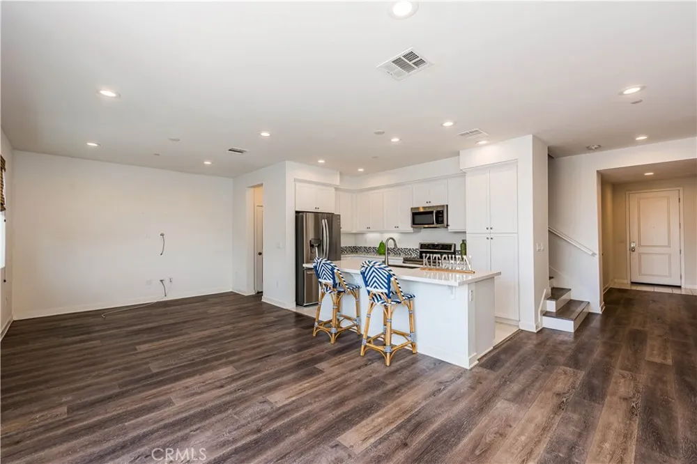 5304 Harvard Cypress, CA 90630