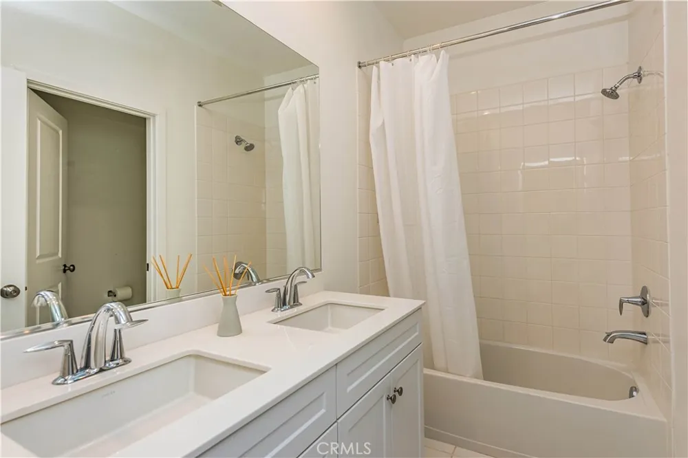 5304 Harvard Cypress, CA 90630