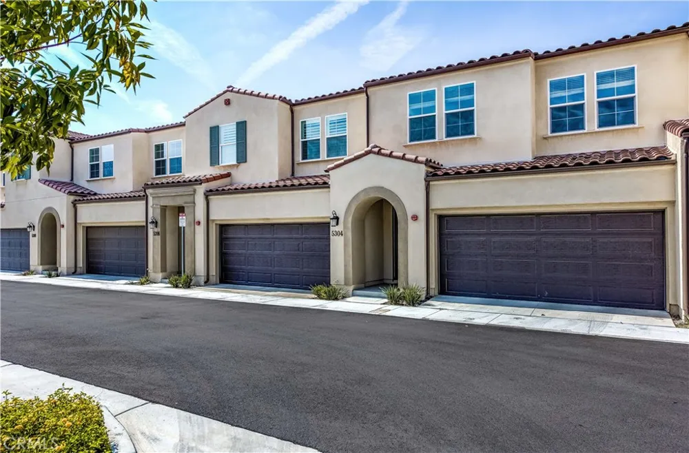 5304 Harvard Cypress, CA 90630