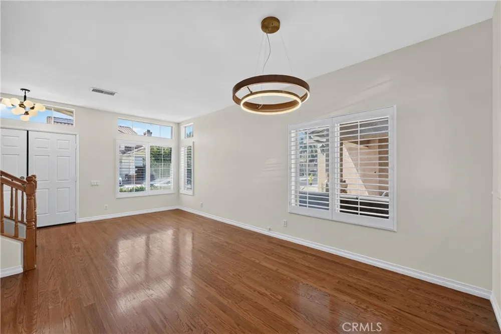 13694 Eastbridge Westminster, CA 92683