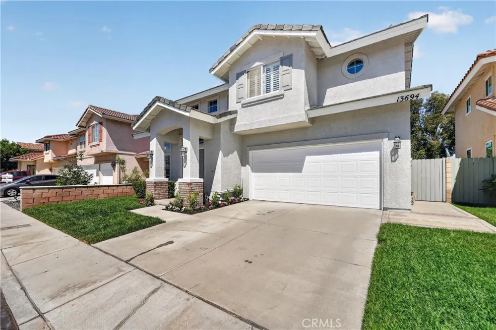 13694 Eastbridge Westminster, CA 92683
