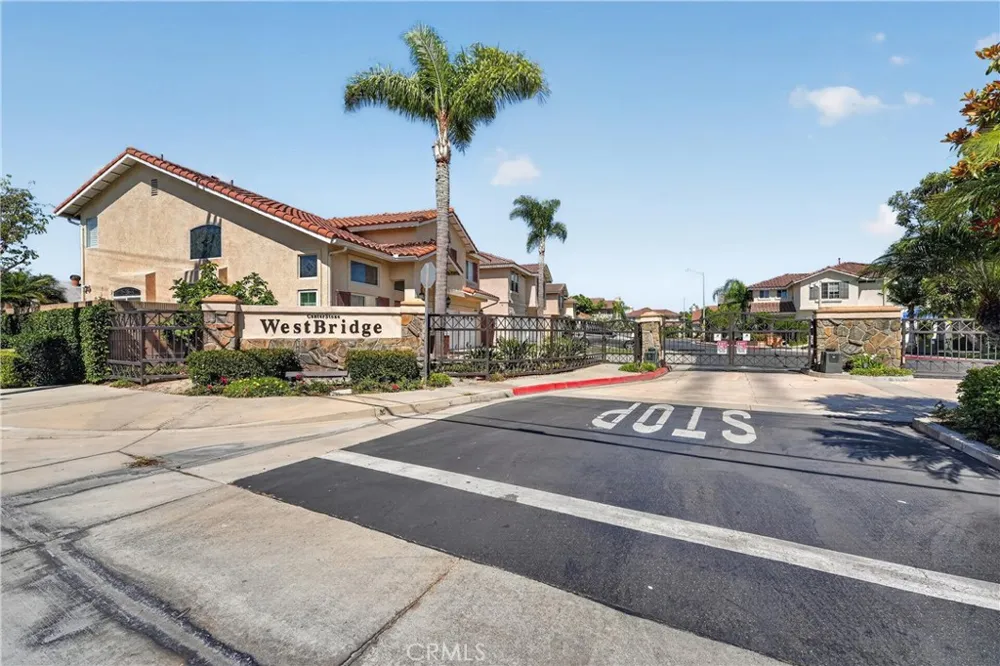 13694 Eastbridge Westminster, CA 92683