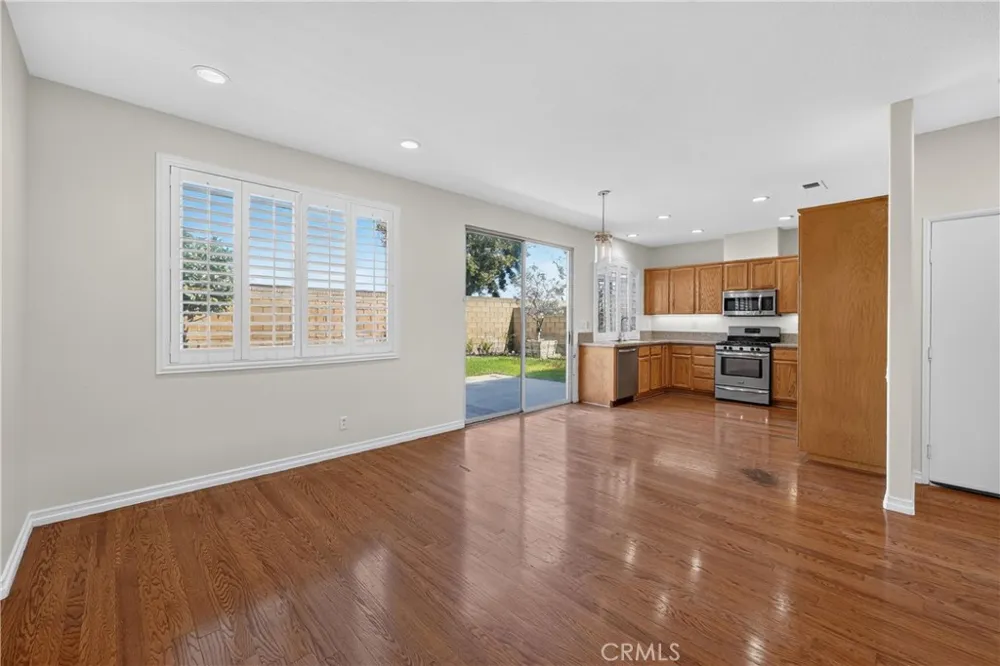 13694 Eastbridge Westminster, CA 92683