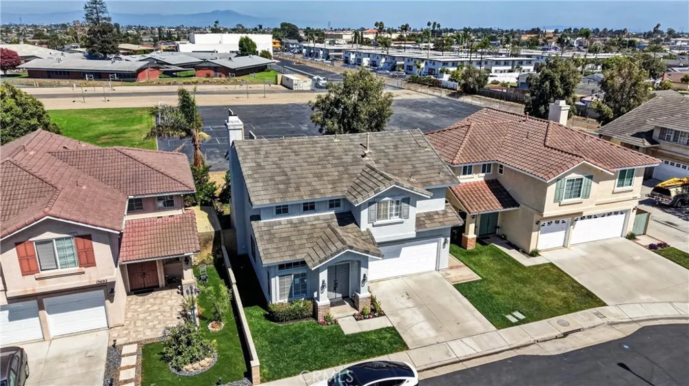 13694 Eastbridge Westminster, CA 92683