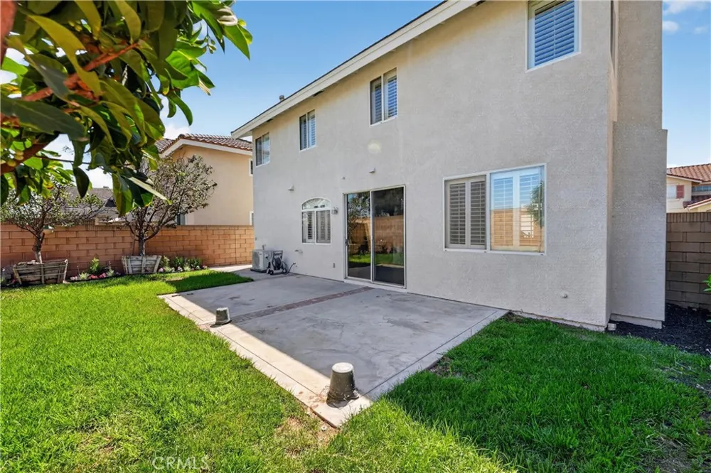 13694 Eastbridge Westminster, CA 92683