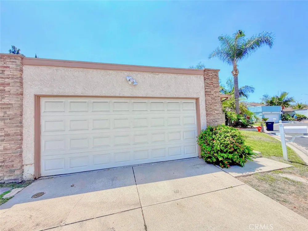 2134 Pami Circle Orange, CA 92867