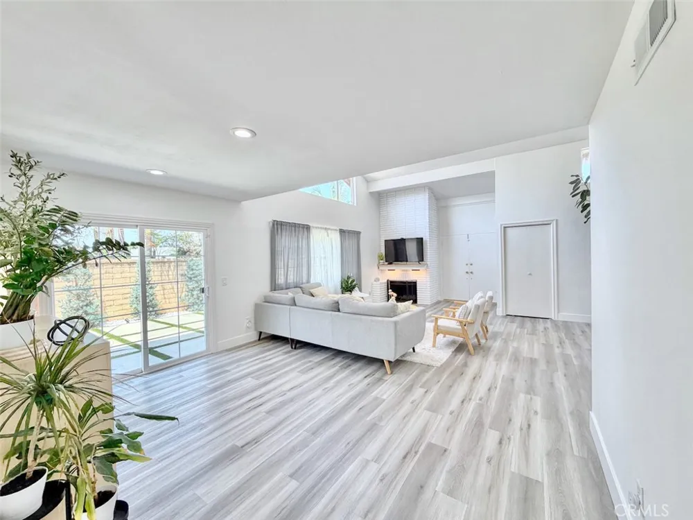 2134 Pami Circle Orange, CA 92867