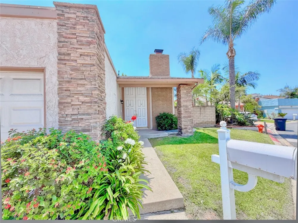 2134 Pami Circle Orange, CA 92867