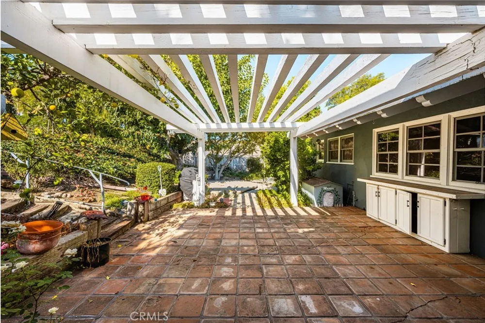 19142 Barrett Lane North Tustin, CA 92705
