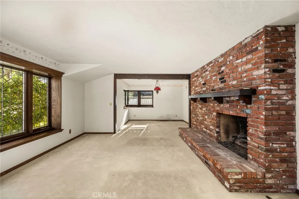 19142 Barrett Lane North Tustin, CA 92705