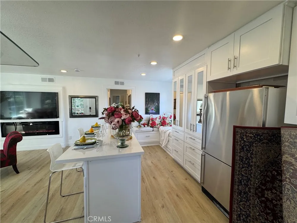 8514 E Baker Hill Road #B Orange, CA 92869
