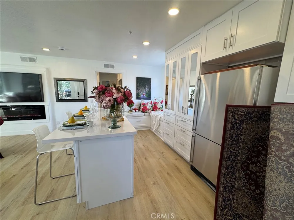 8514 E Baker Hill Road #B Orange, CA 92869