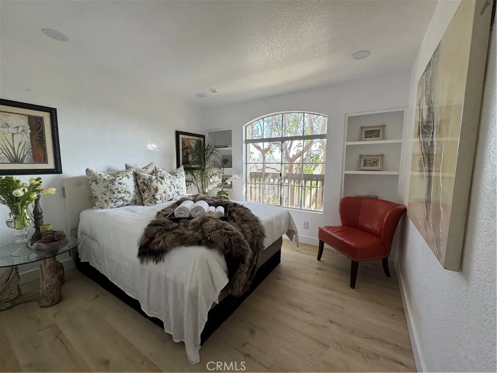 8514 E Baker Hill Road #B Orange, CA 92869