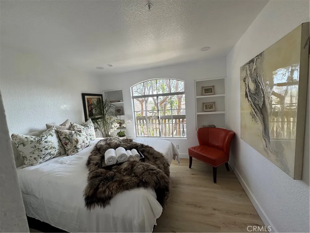 8514 E Baker Hill Road #B Orange, CA 92869