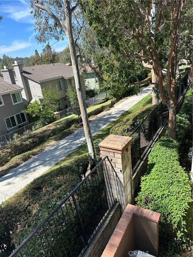 8514 E Baker Hill Road #B Orange, CA 92869