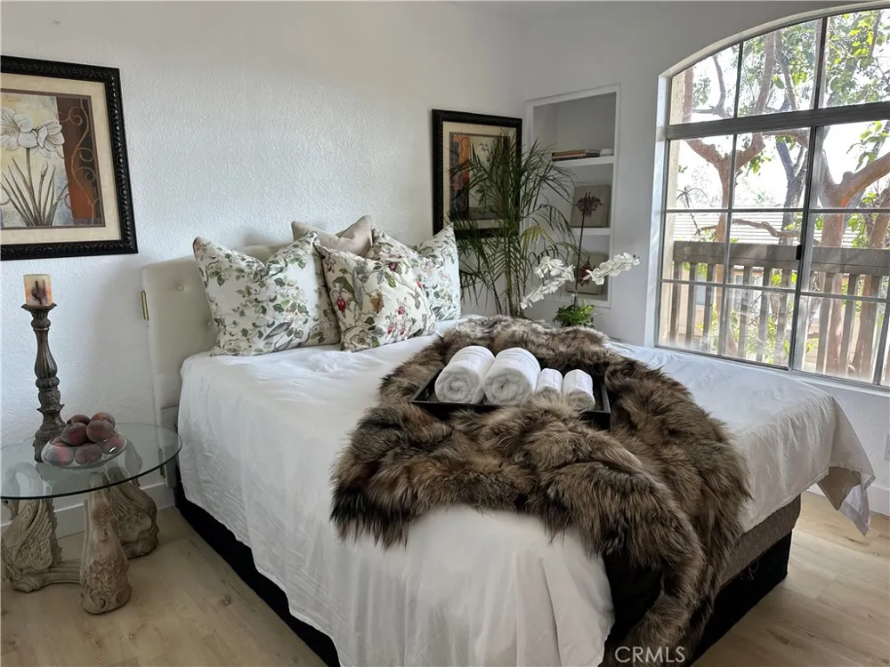 8514 E Baker Hill Road #B Orange, CA 92869