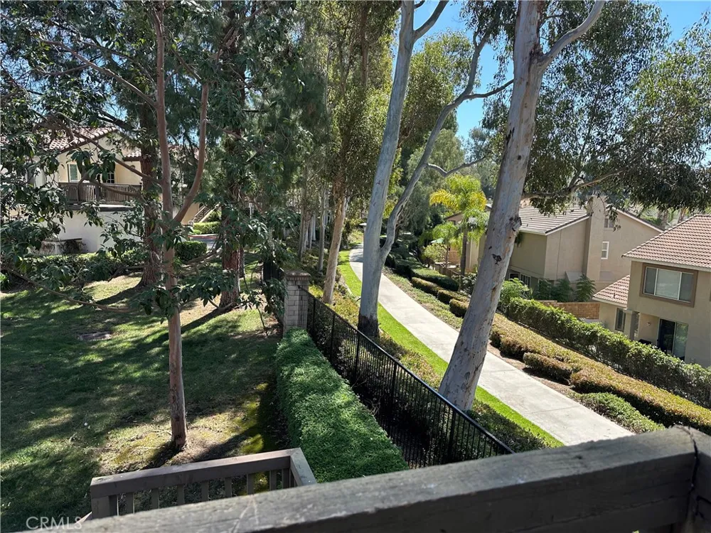 8514 E Baker Hill Road #B Orange, CA 92869