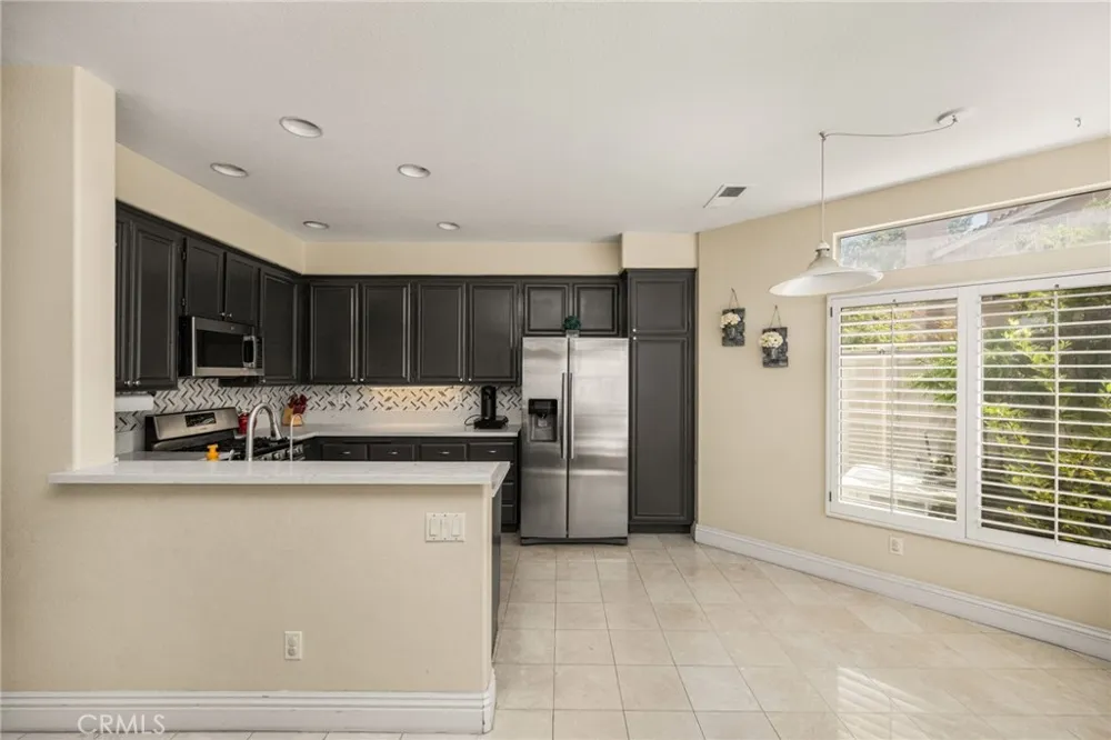 935 S Flintridge Anaheim, CA 92808