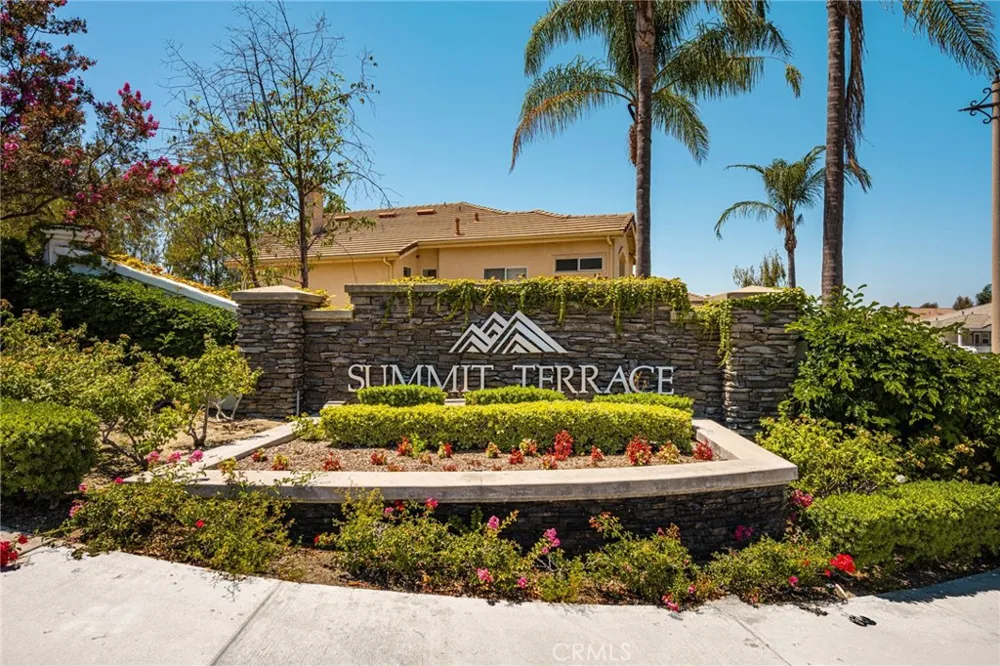 935 S Flintridge Anaheim, CA 92808