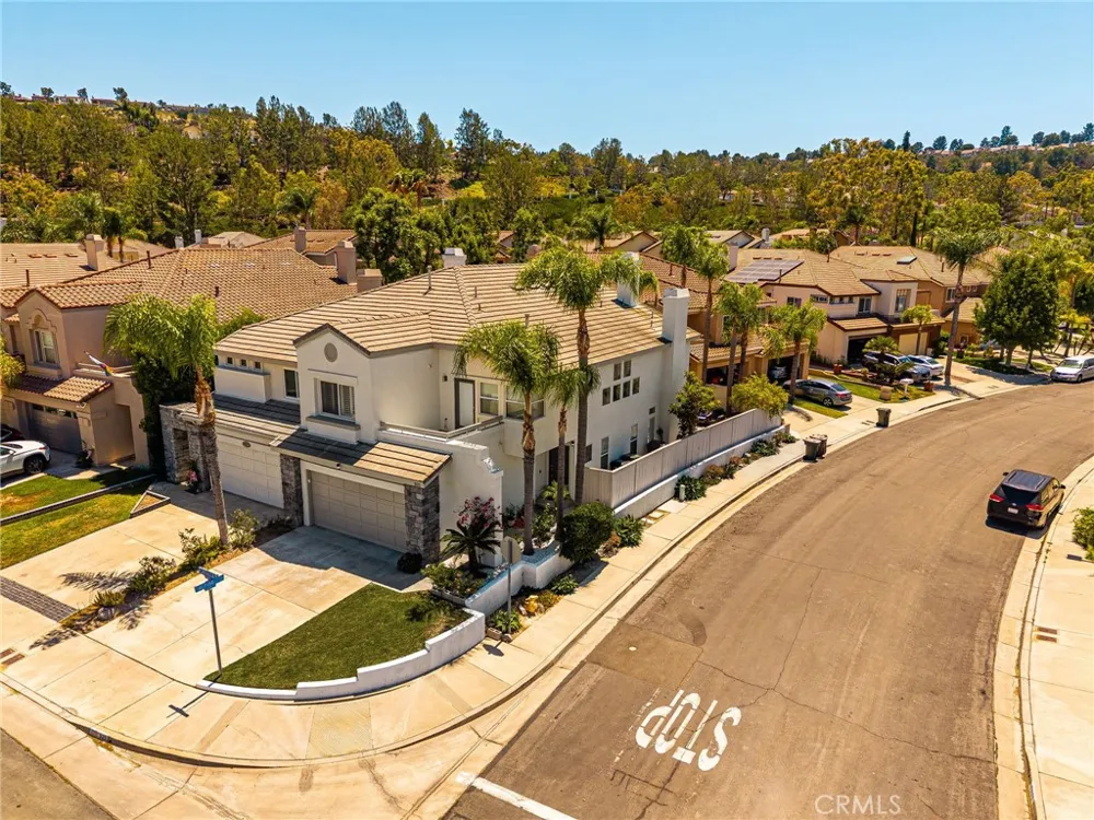 935 S Flintridge Anaheim, CA 92808