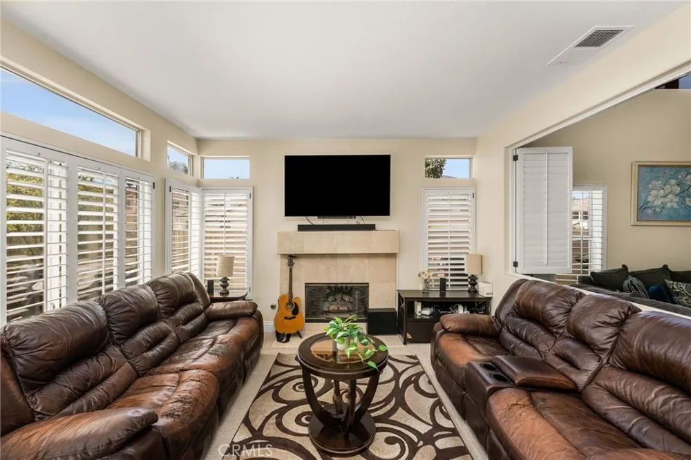 935 S Flintridge Anaheim, CA 92808