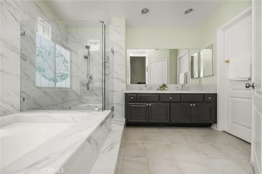 935 S Flintridge Anaheim, CA 92808
