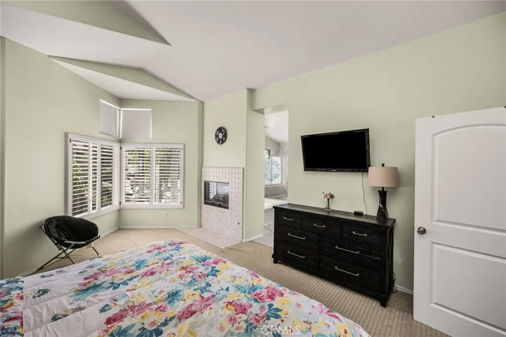 935 S Flintridge Anaheim, CA 92808