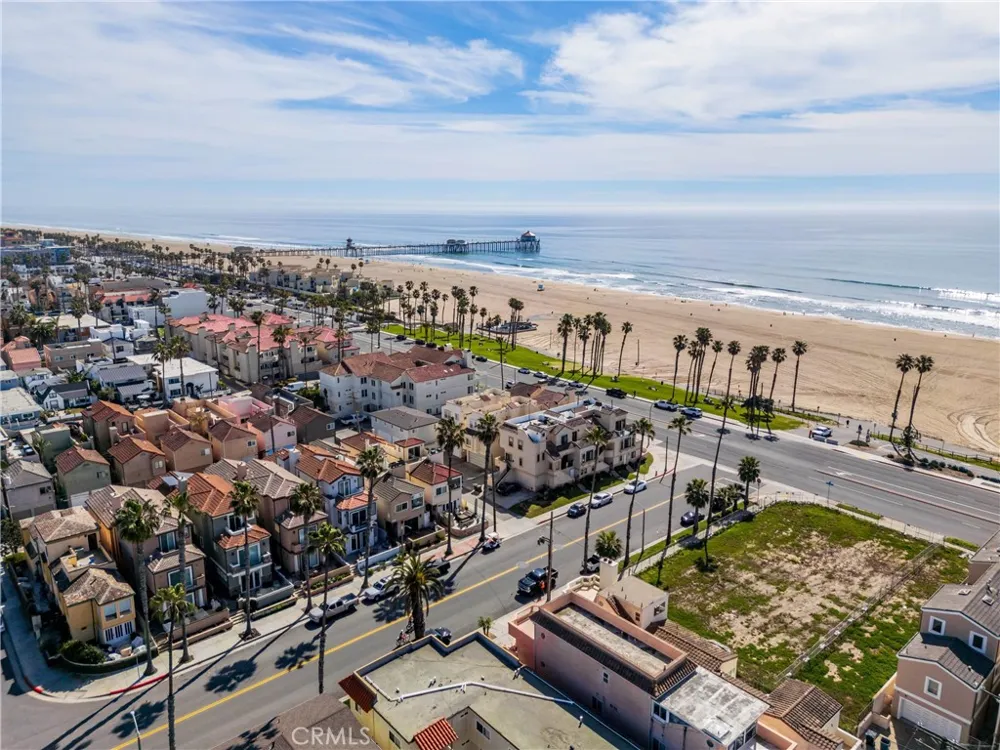 116 11th Huntington Beach, CA 92648