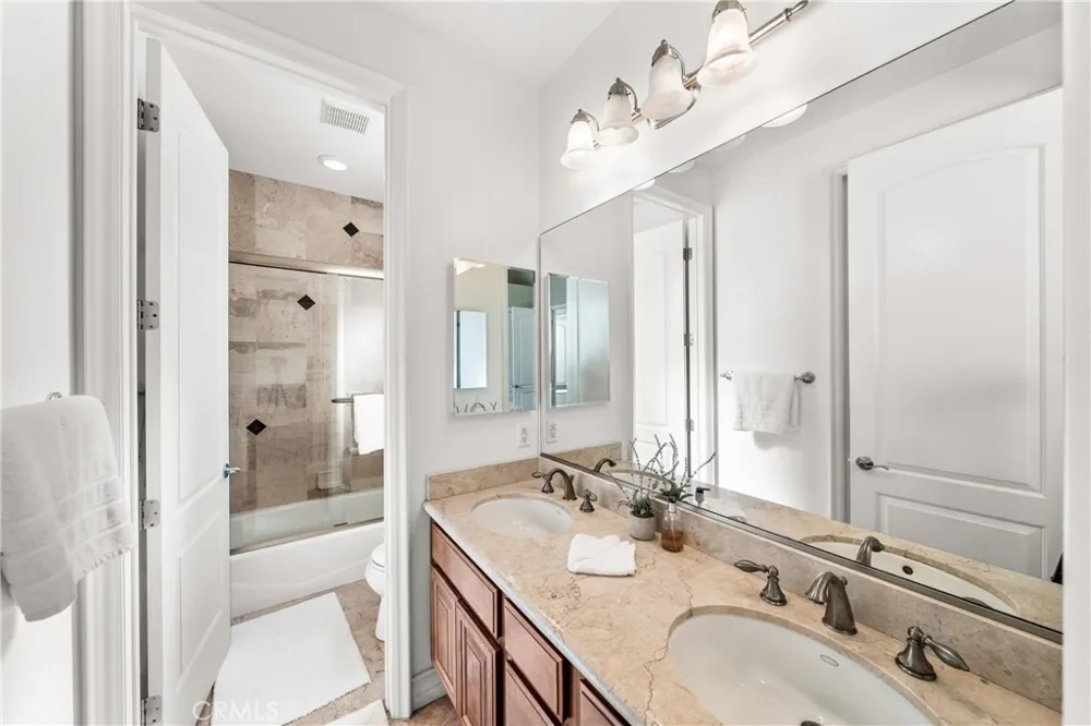 116 11th Huntington Beach, CA 92648