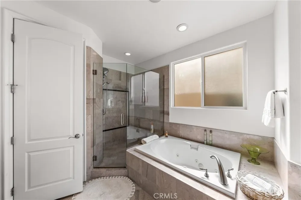 116 11th Huntington Beach, CA 92648