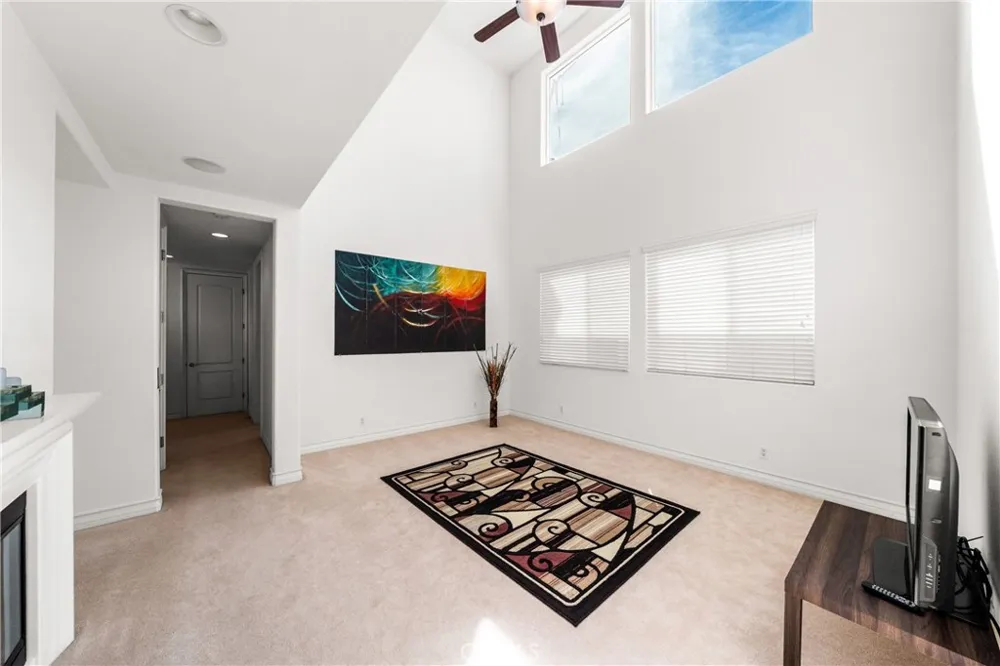 116 11th Huntington Beach, CA 92648