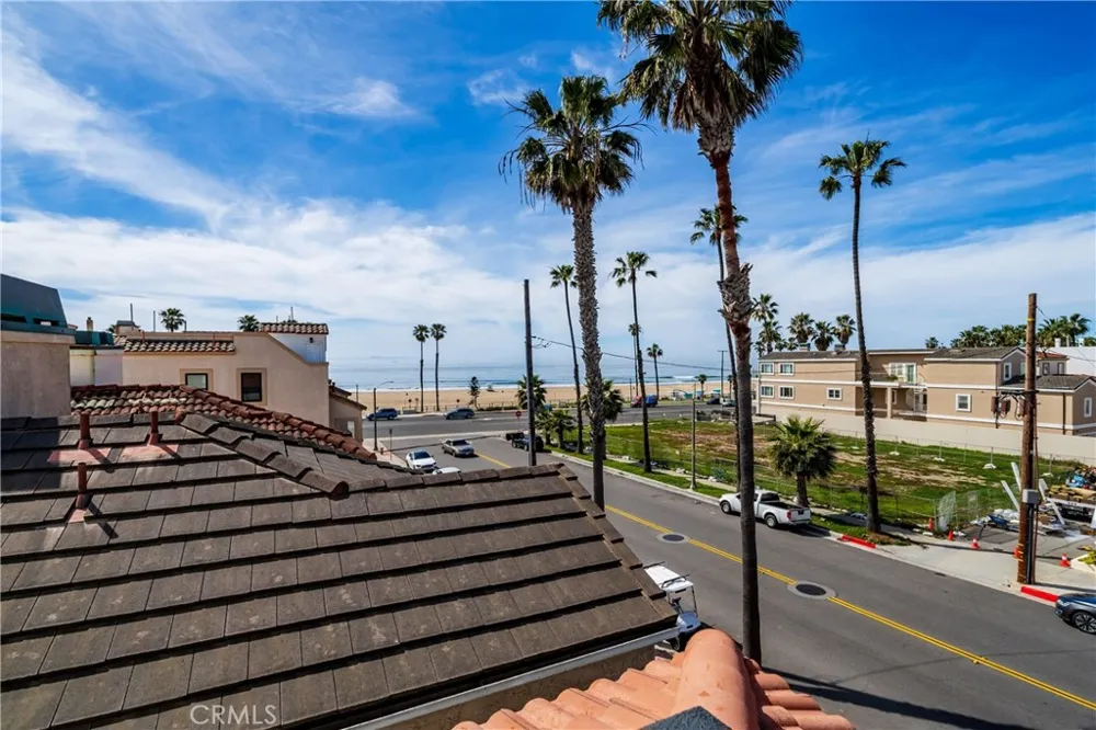 116 11th Huntington Beach, CA 92648