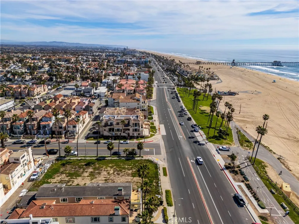 116 11th Huntington Beach, CA 92648