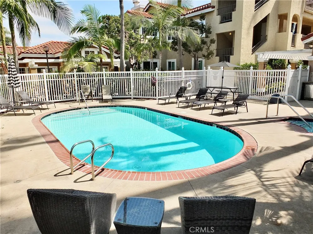 16912 Sims #103 Huntington Beach, CA 92649