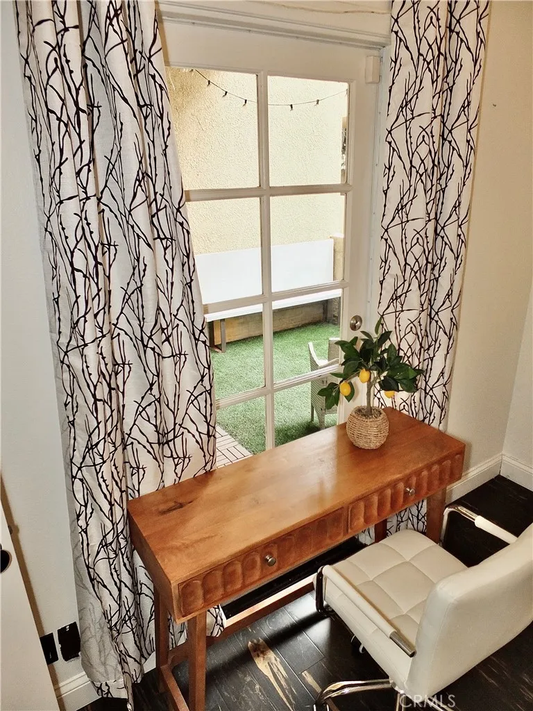 16912 Sims #103 Huntington Beach, CA 92649