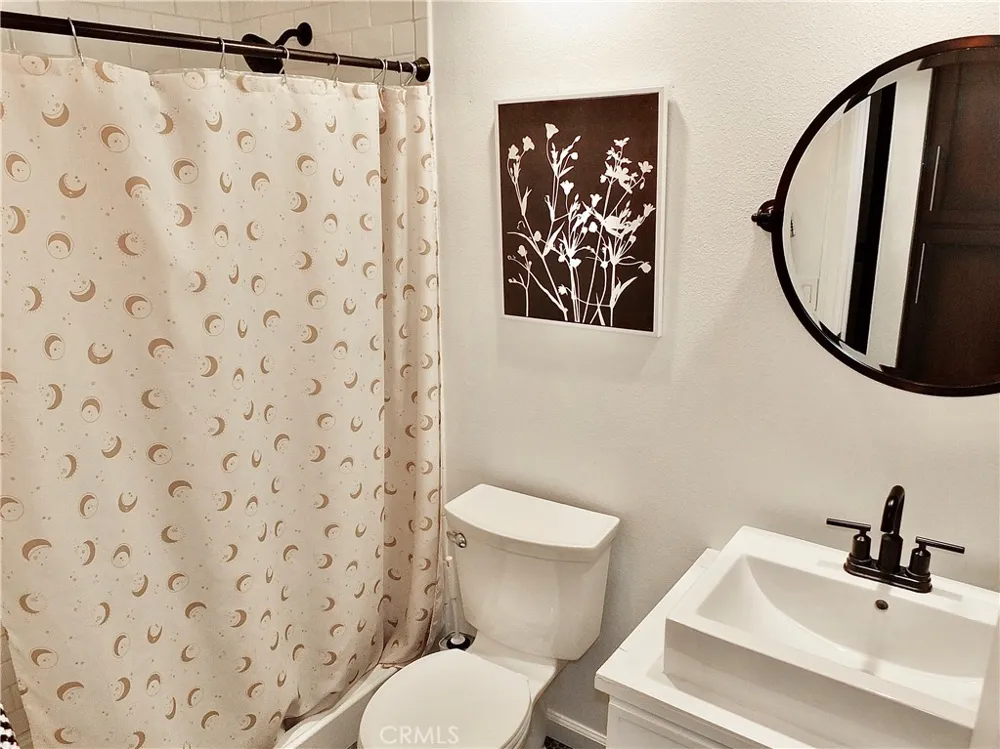 16912 Sims #103 Huntington Beach, CA 92649