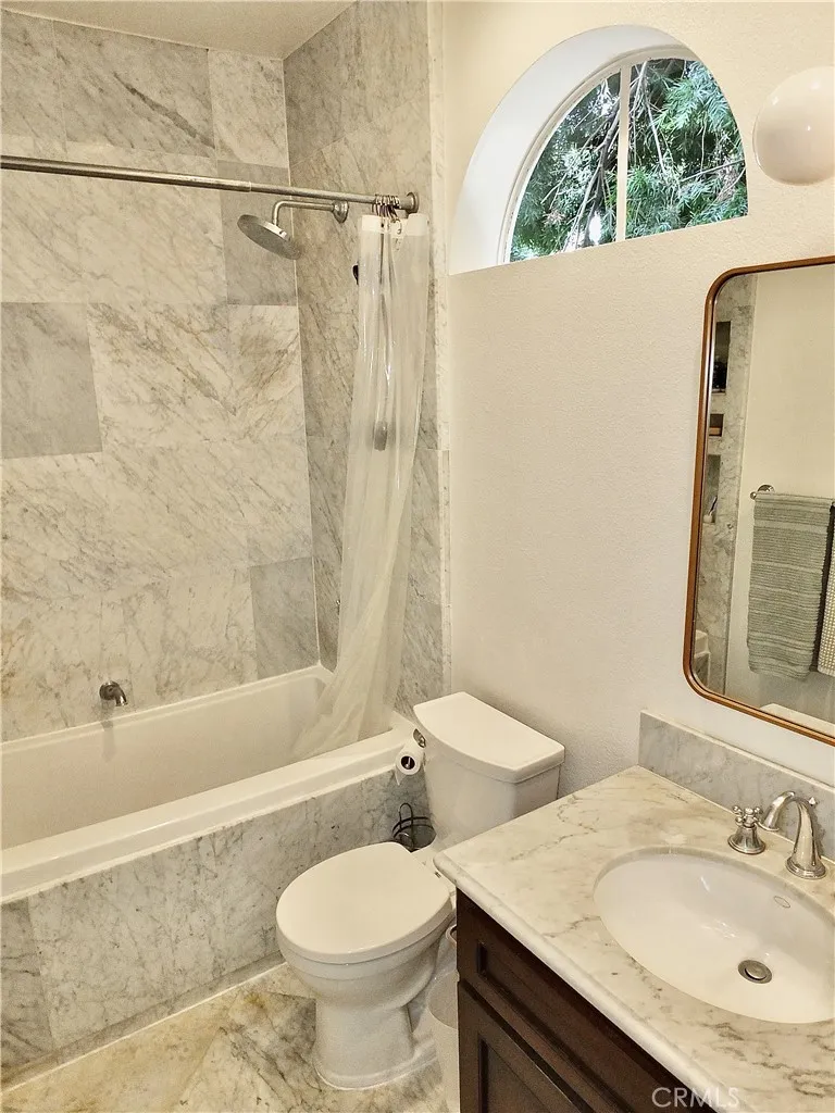 16912 Sims #103 Huntington Beach, CA 92649