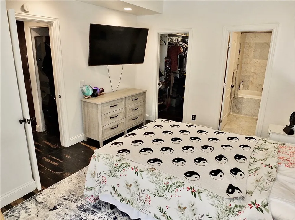 16912 Sims #103 Huntington Beach, CA 92649
