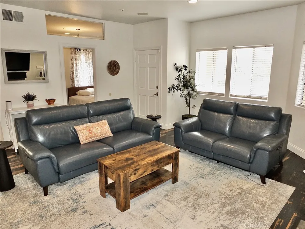 16912 Sims #103 Huntington Beach, CA 92649