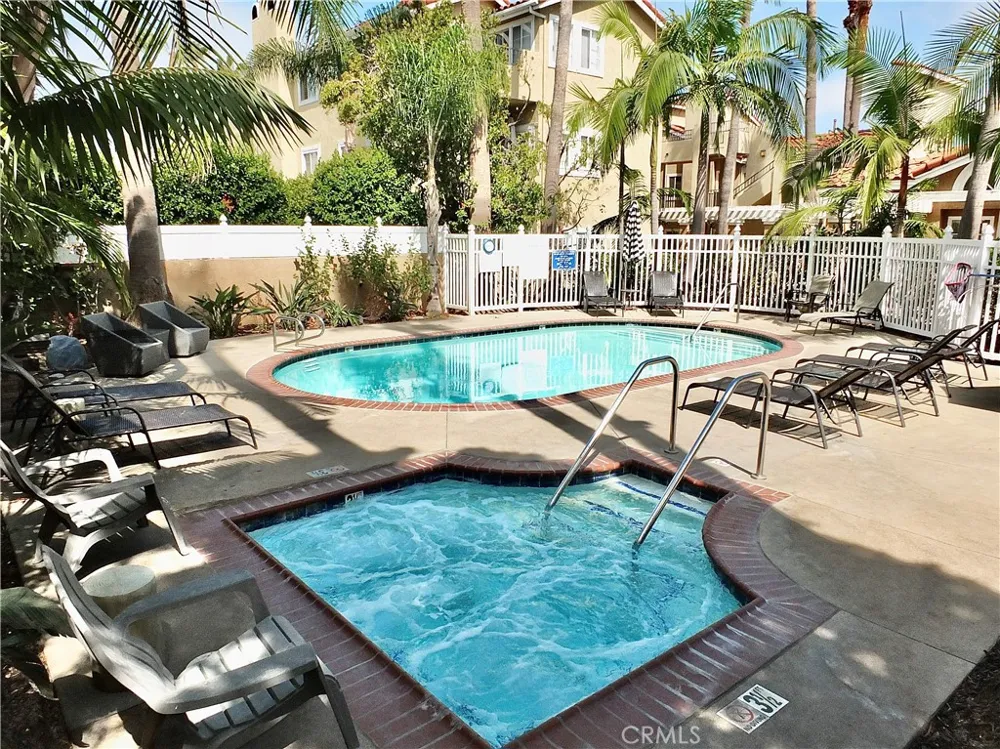 16912 Sims #103 Huntington Beach, CA 92649