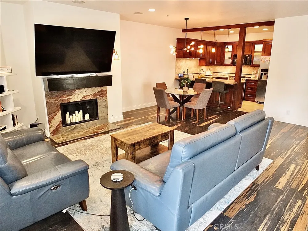 16912 Sims #103 Huntington Beach, CA 92649