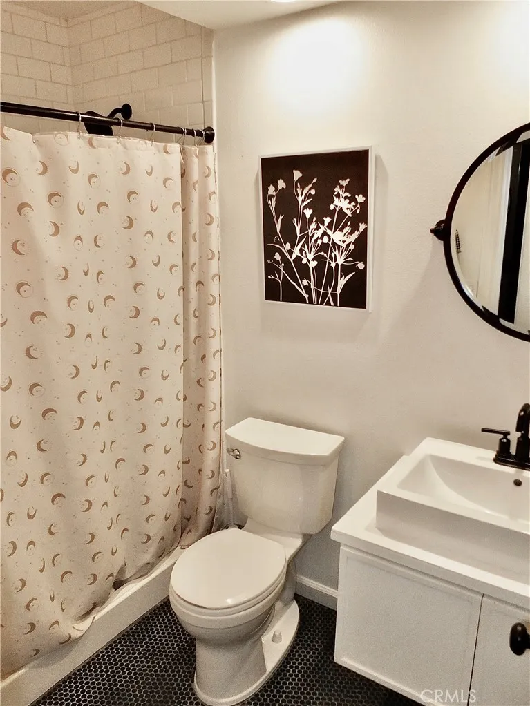 16912 Sims #103 Huntington Beach, CA 92649